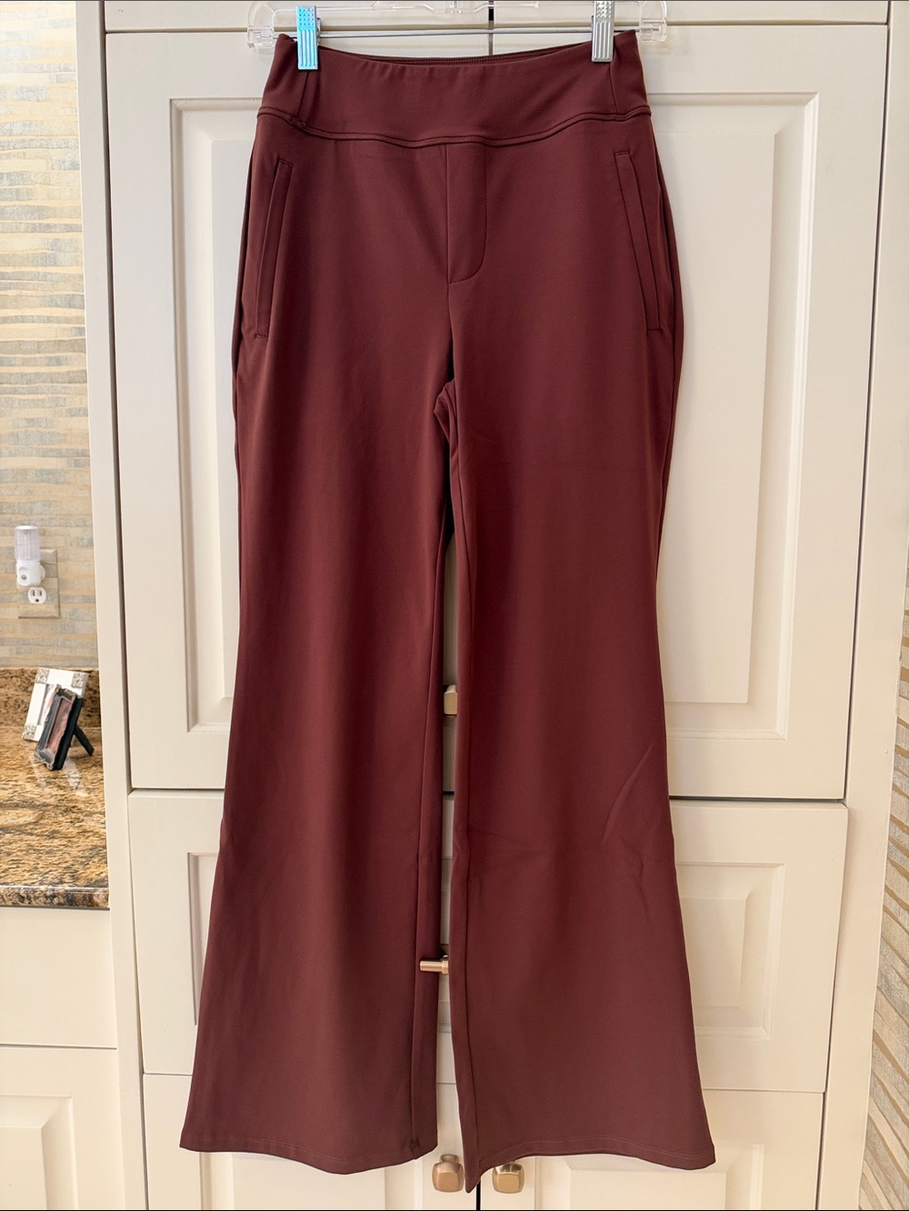HalaraWomen’s Brown Wide-Leg Performance Pants